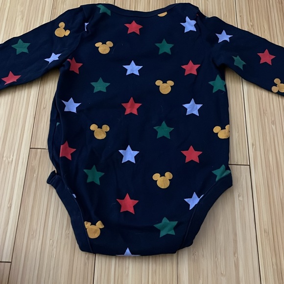 Boys Size 6-12M Disney Onesie - Picture 2 of 3